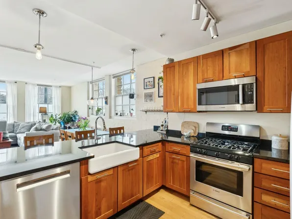 172 Falmouth Street #2, Portland, ME 04102