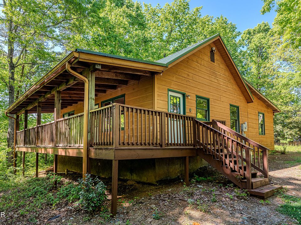 1st image of 3521 Vonnie View Way