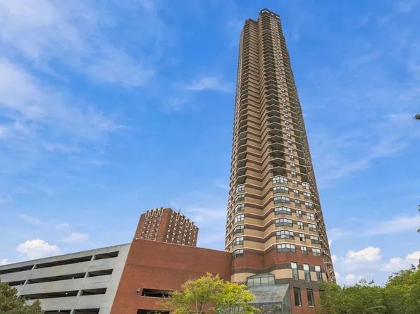 3660 N Lake Shore Dr APT 4110, Chicago, IL 60613
