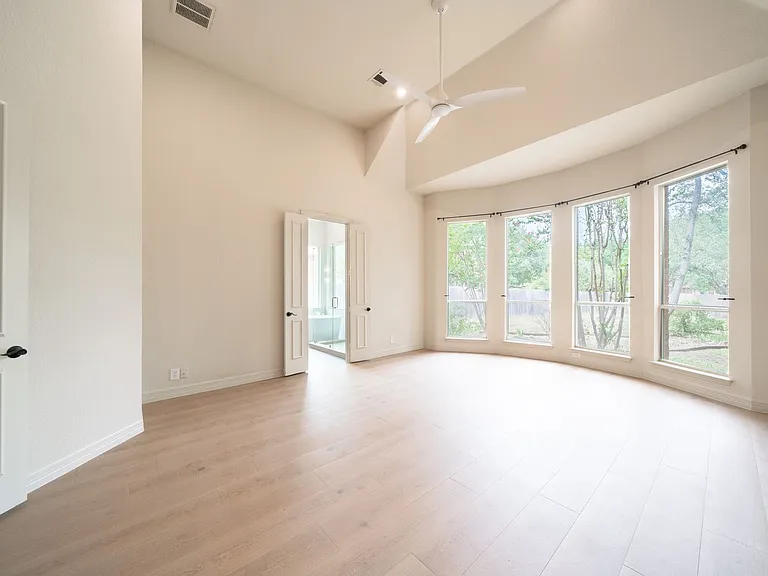 7523 Steeple Dr — Photo 17