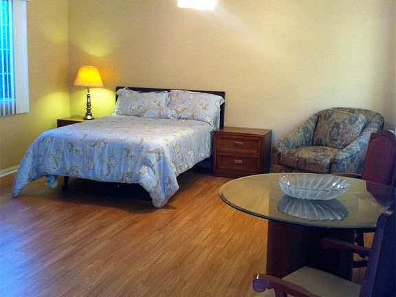 2nd image of 1369 Bruce Ave
