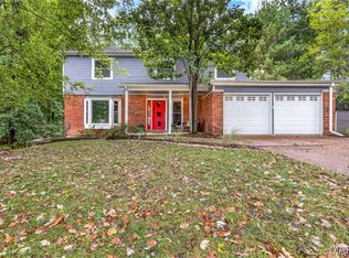1521 Ploma Dr, Manchester, MO