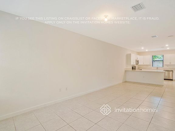 4th image of 1636 SW 29th St