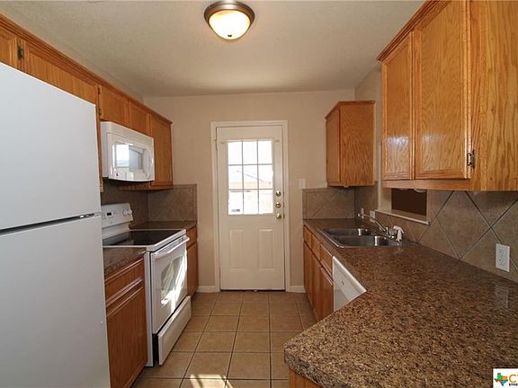 4th image of 907 Yi Dr
