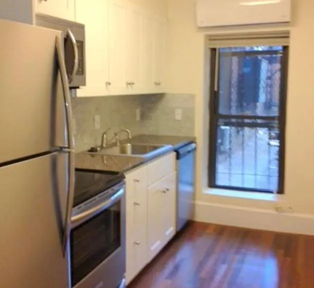 90 Saint Botolph St #2 — Photo 4