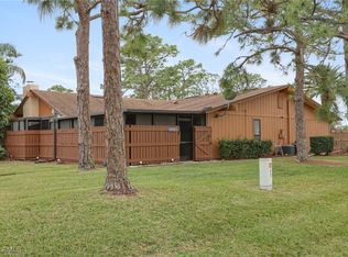5608 Foxlake Dr, North Fort Myers, FL 33917