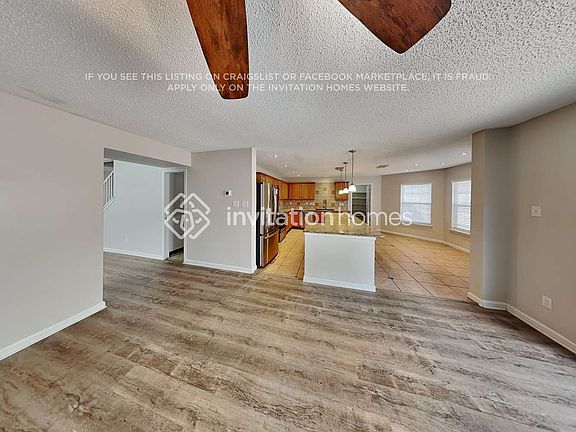 4th image of 11811 Brandon Oaks