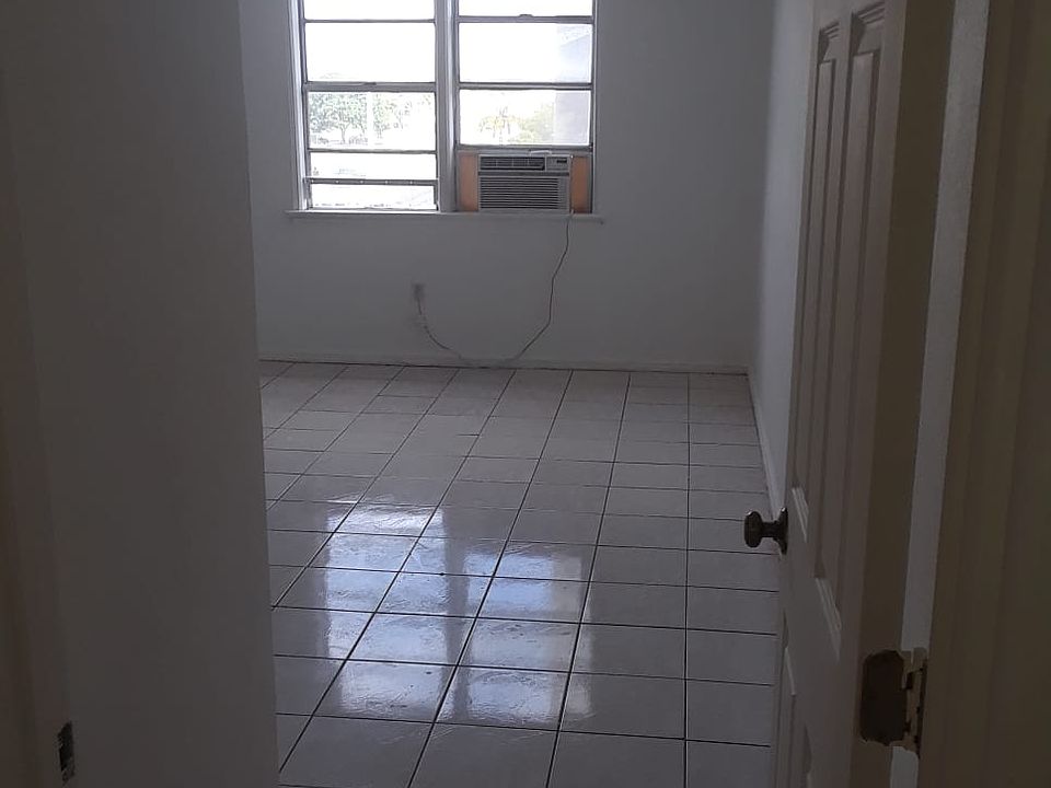 1st image of 2300 W Flagler St APT 16