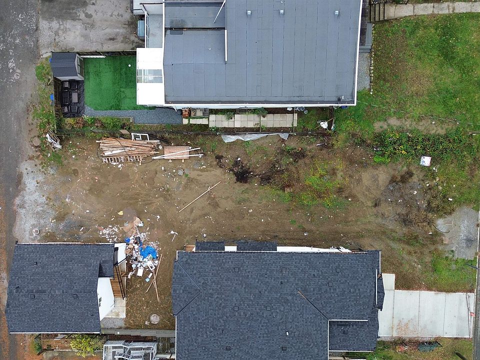 1st image of 32862 3rd Ave