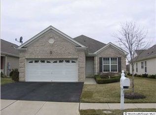 6 Wieczorkowski Ave, Parlin, NJ 08859