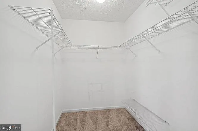 8322 Lyndhurst St — Photo 18