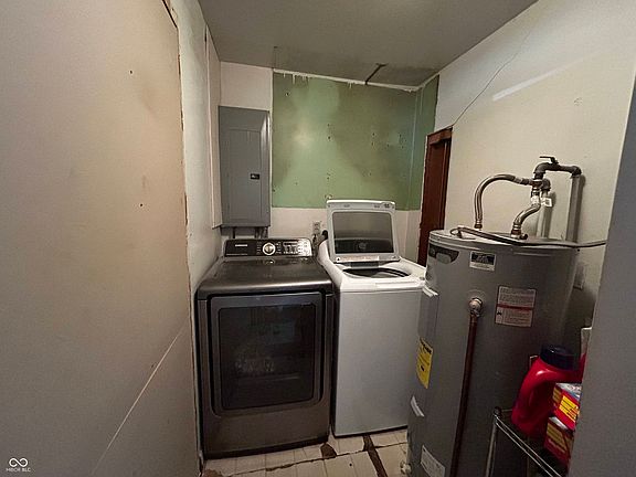 5th image of 2511 E 13th St