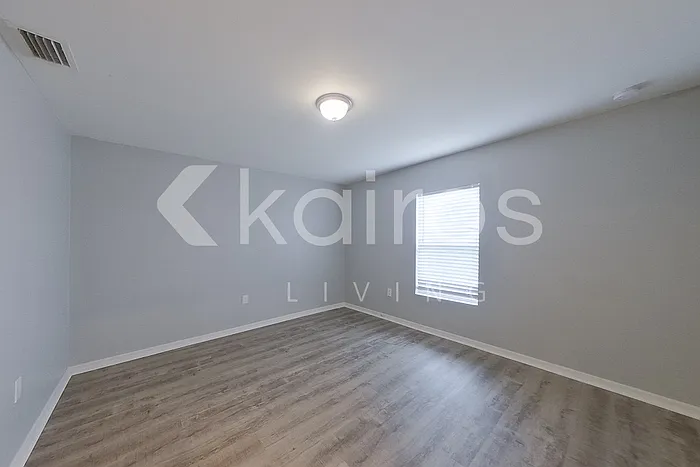 3024 NE 1st Ave — Photo 13
