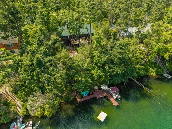 1595 Lake Club Dr W, Gaylord, MI 49735