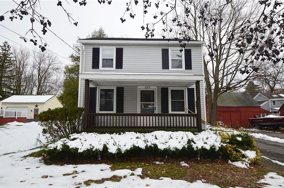 1st image of 237 N Pleasant St
