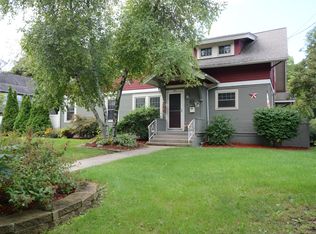 449 S Kane St, Burlington, WI 53105