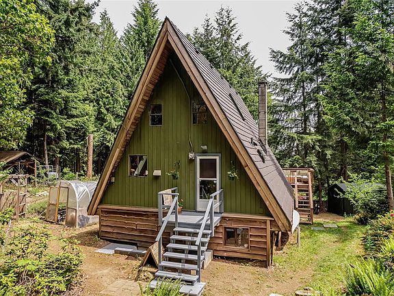 4th image of 421 Mount Belcher Hts