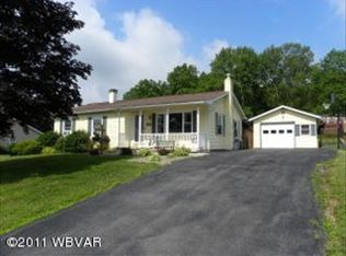 95 View Ln, Jersey Shore, PA 17740