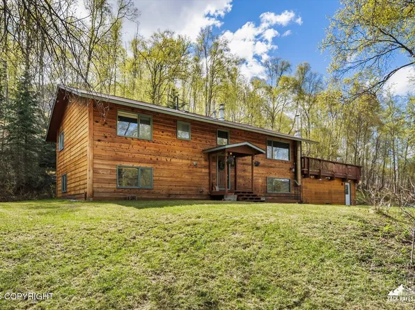 21440 Falling Water Cir, Eagle River, AK 99577