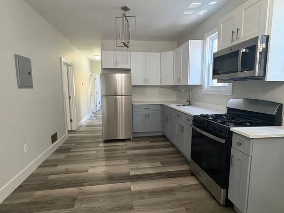 1st image of 167 Munn Ave #2