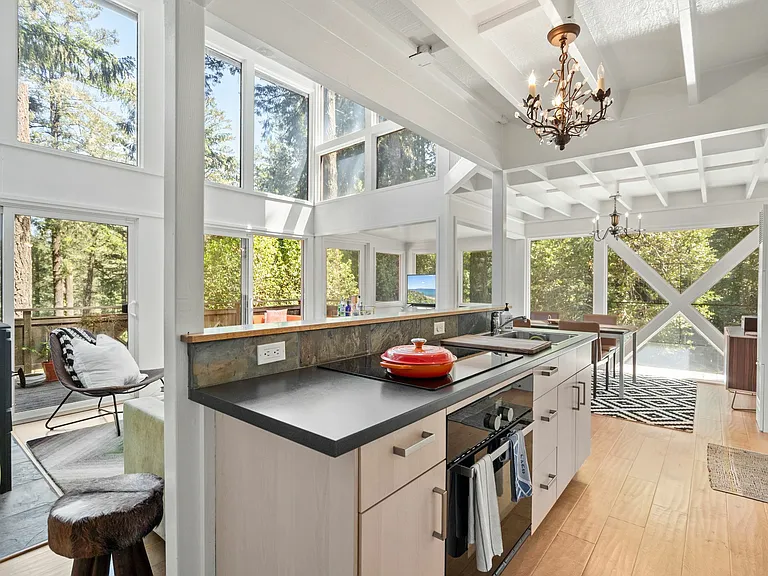 40 Fir Ave — Photo 7