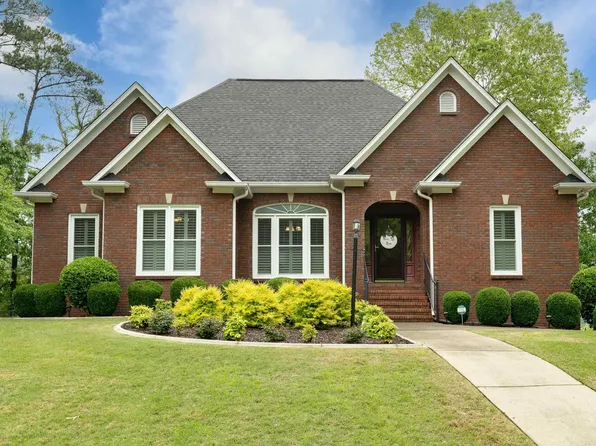 6901 Woodvale Ln, Trussville, AL 35173