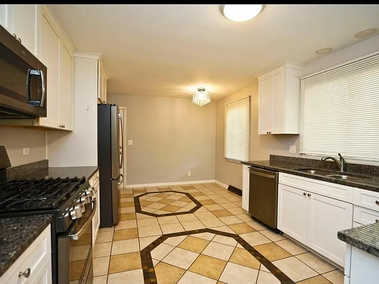 3313 Spring Creek Rd — Photo 13