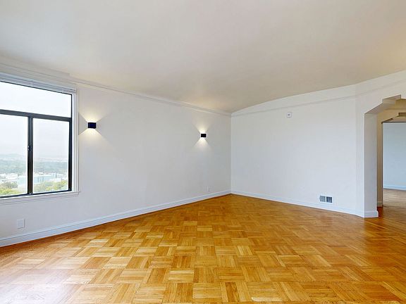 5th image of 8045 Geary Blvd #201