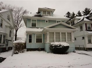 90 Parkdale Ter, Rochester, NY 14615