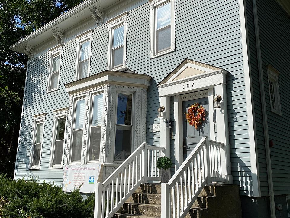 1st image of 102 S Oak Ave APT 2A