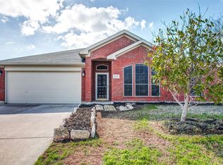 1013 Eden St, Burleson, TX 76028