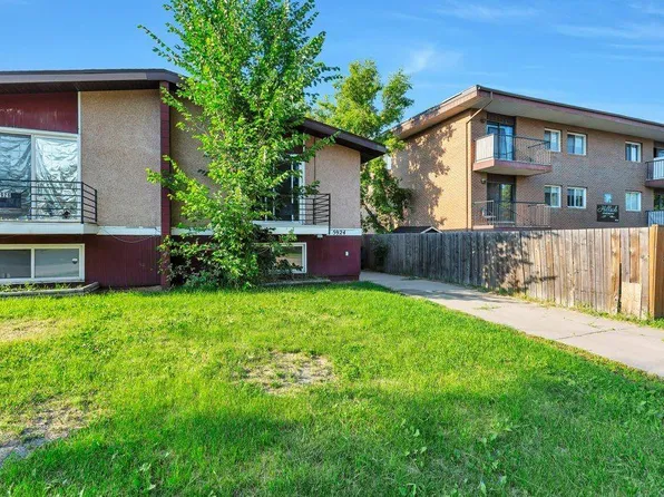 5924 & 5926 S 63rd St, Red Deer, AB T4N 7A6