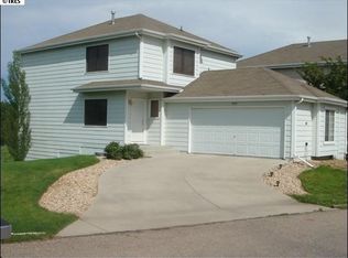 5402 Fossil Ridge Dr E, Fort Collins, CO 80525