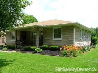 4335 Dover Rd, Louisville, KY 40216