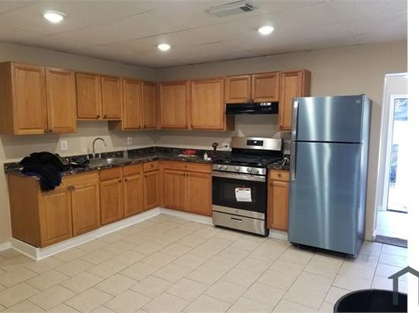 4251 Penn St