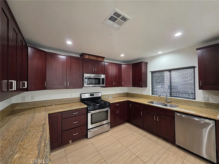 3179 Barbara Ct #4 — Photo 4