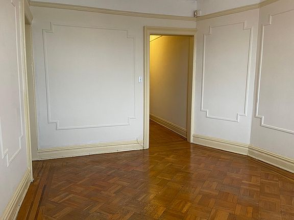 3rd image of 70 Summit Ave APT 44