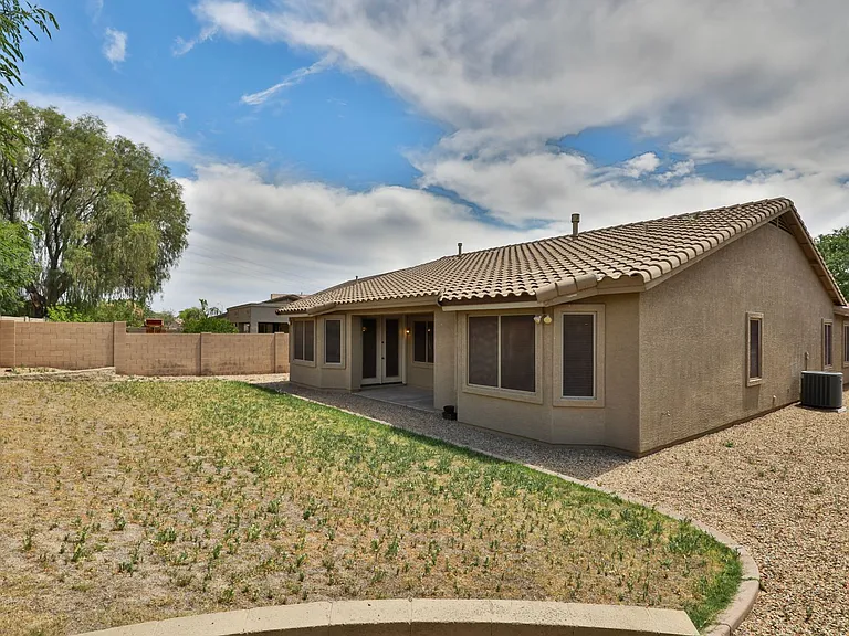 11412 E Segura Ave — Photo 40