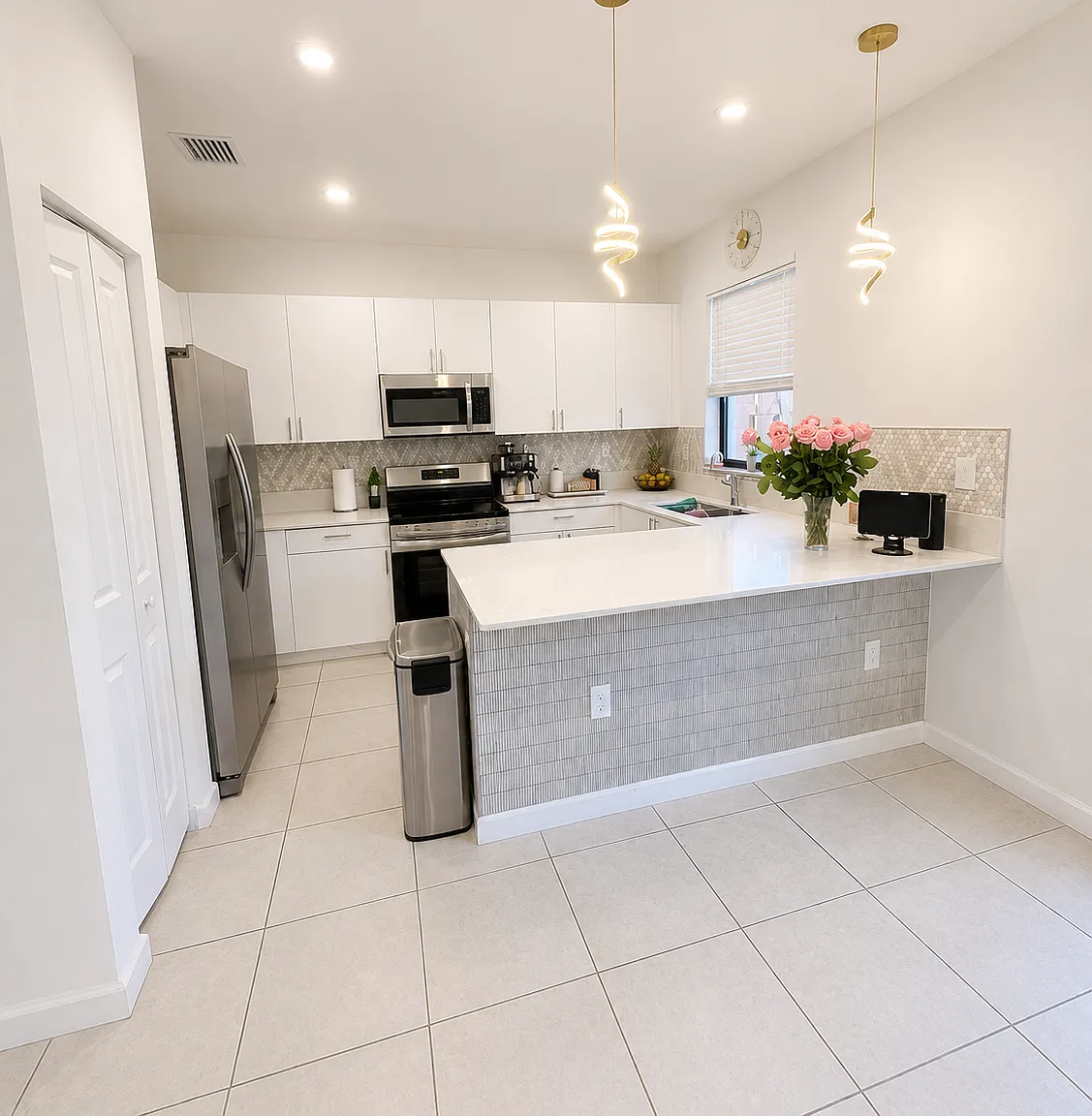 3 bed, 1483 sqft, $2,850 — Photo 3