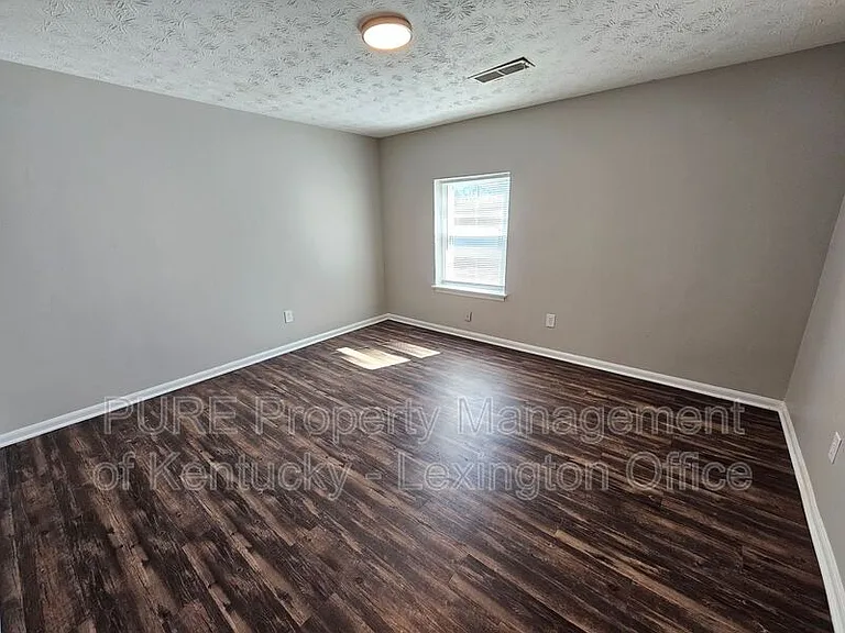 427 Cardwell Ave #4 — Photo 11