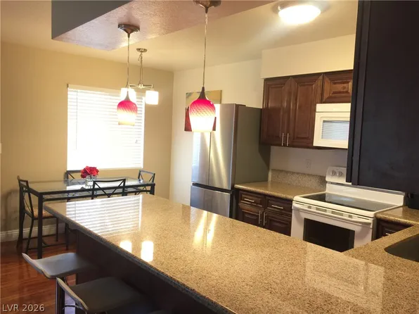 1215 Rawhide St, Las Vegas, NV 89119