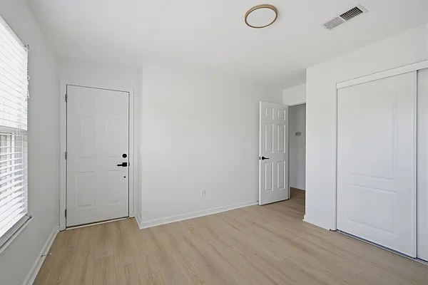 470 S Main St #203 — Photo 19
