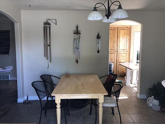 4th image of 2893 Lianne St