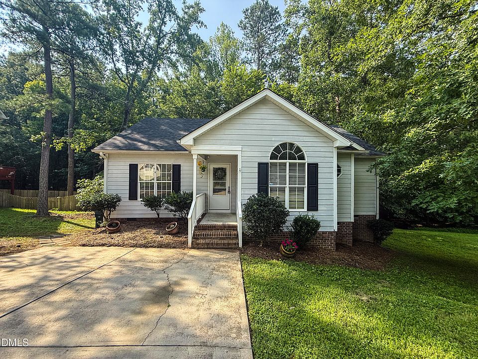 1st image of 2764 Gregory Ct