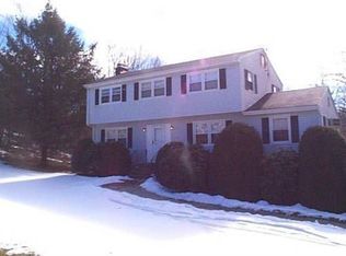 16 Revere Rd, New Milford, CT 06776