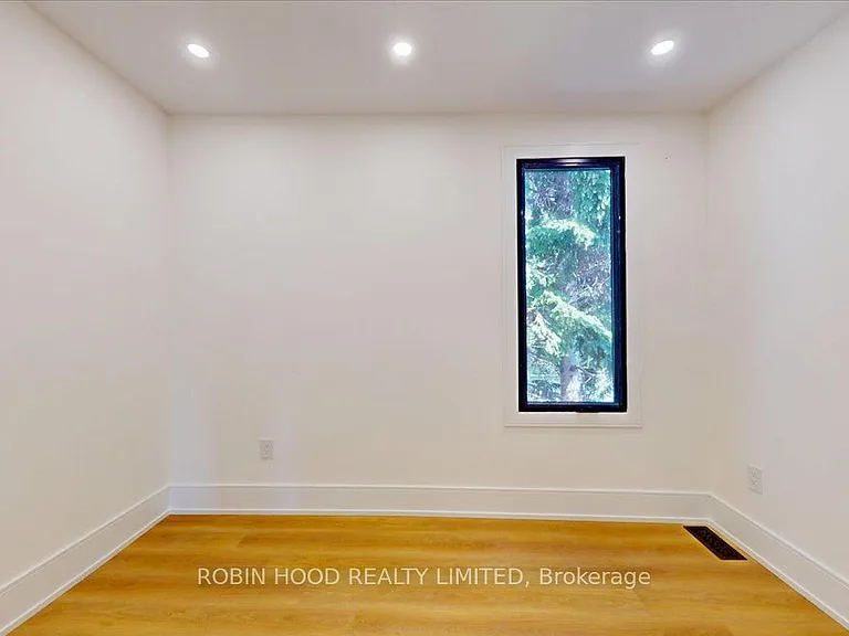 239 Christie St #2 — Photo 9