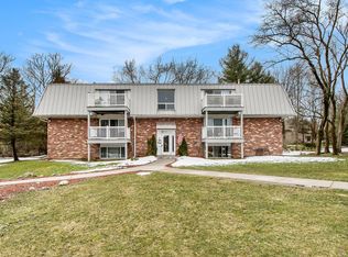 6716 Cascade Rd SE #D-2, Grand Rapids, MI 49546