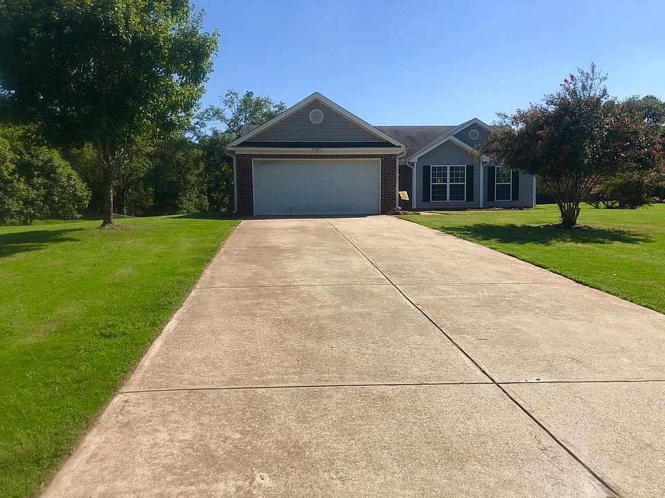 2nd image of 1348 Biedermeier Rd