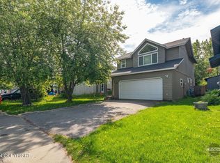 8054 Country Woods Dr, Anchorage, AK 99502
