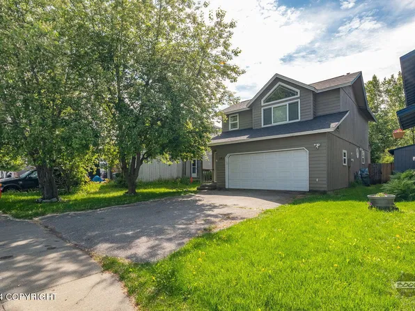 8054 Country Woods Dr, Anchorage, AK 99502